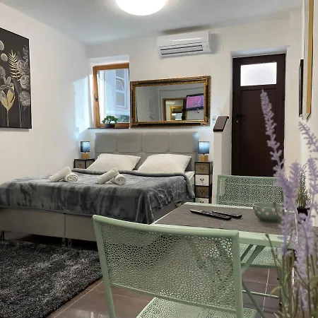 Tequila Apartments (Adults Only) *