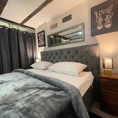 Tequila Apartments (Adults Only) * Zadar